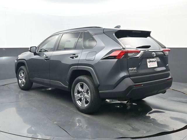 Used 2023 Toyota RAV4 XLE w/ Convenience Package FWD image 3