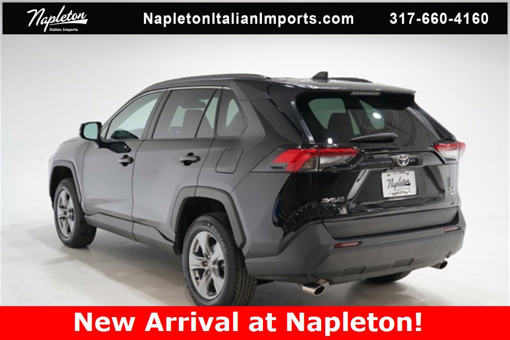 Used 2024 Toyota RAV4 XLE image 5