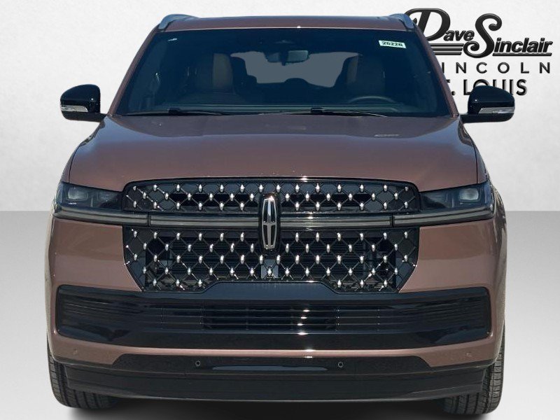 New 2026 Lincoln Navigator L Black Label AWD/4WD image 8