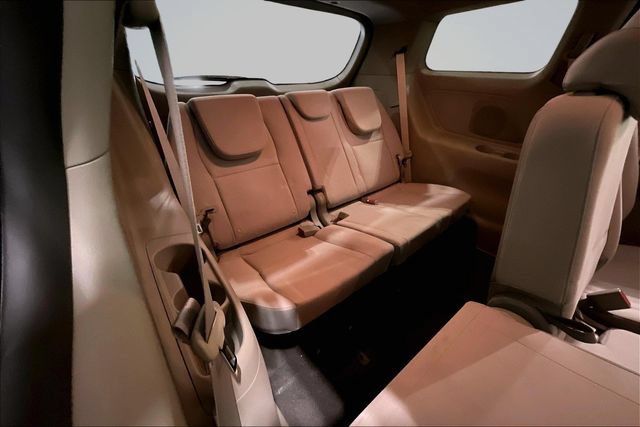 Used 2019 Kia Sedona LX FWD image 28