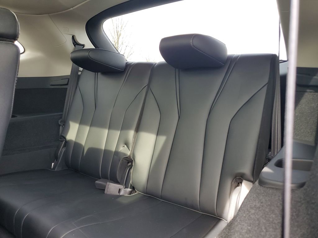 Certified 2023 Acura MDX FWD w/ Technology Package image 15