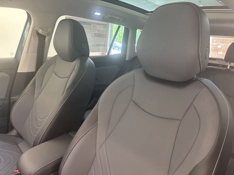New 2026 Volkswagen Tiguan SE AWD/4WD image 27