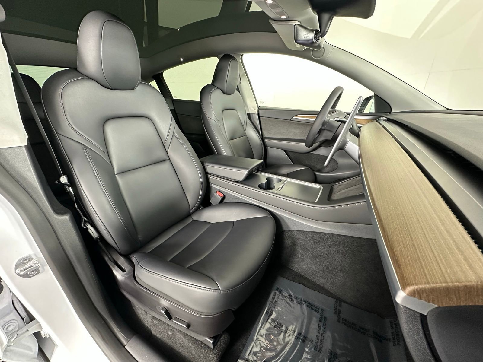 Used 2023 Tesla Model Y Long Range image 9