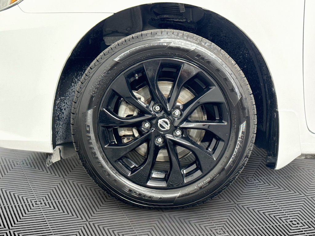 Used 2018 Nissan Sentra S w/ S Midnight Style Package FWD image 33