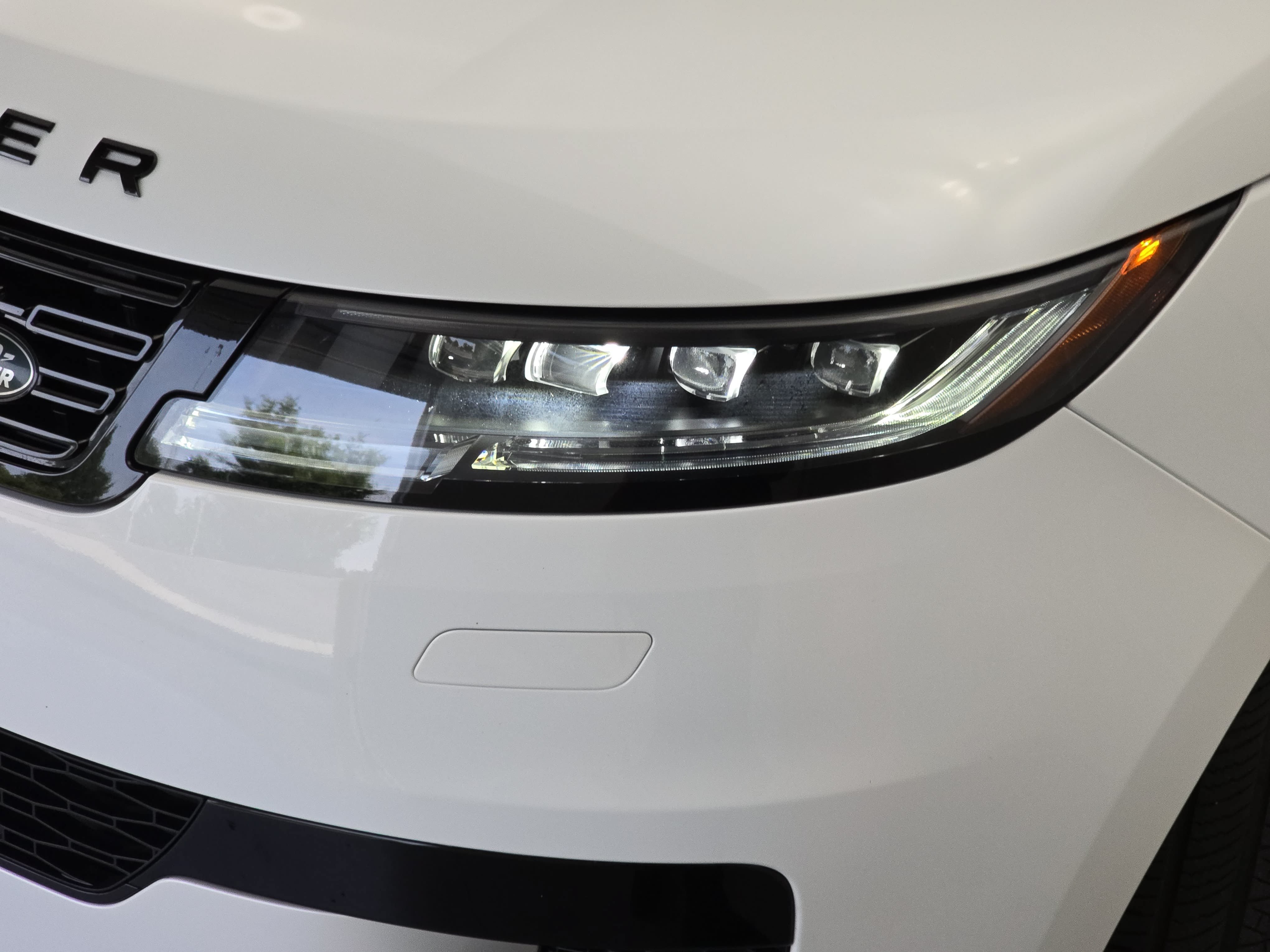Certified 2024 Land Rover Range Rover Sport Dynamic SE AWD/4WD image 31