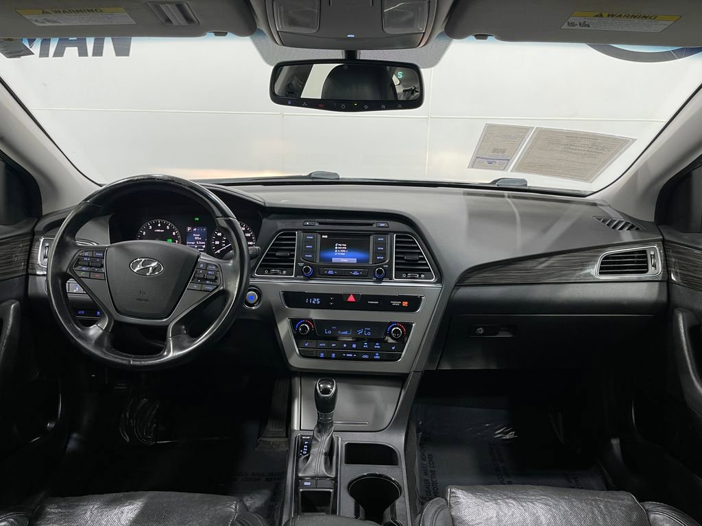 Used 2015 Hyundai Sonata Limited image 16
