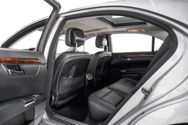 Used 2013 Mercedes-Benz S 550 4MATIC image 45