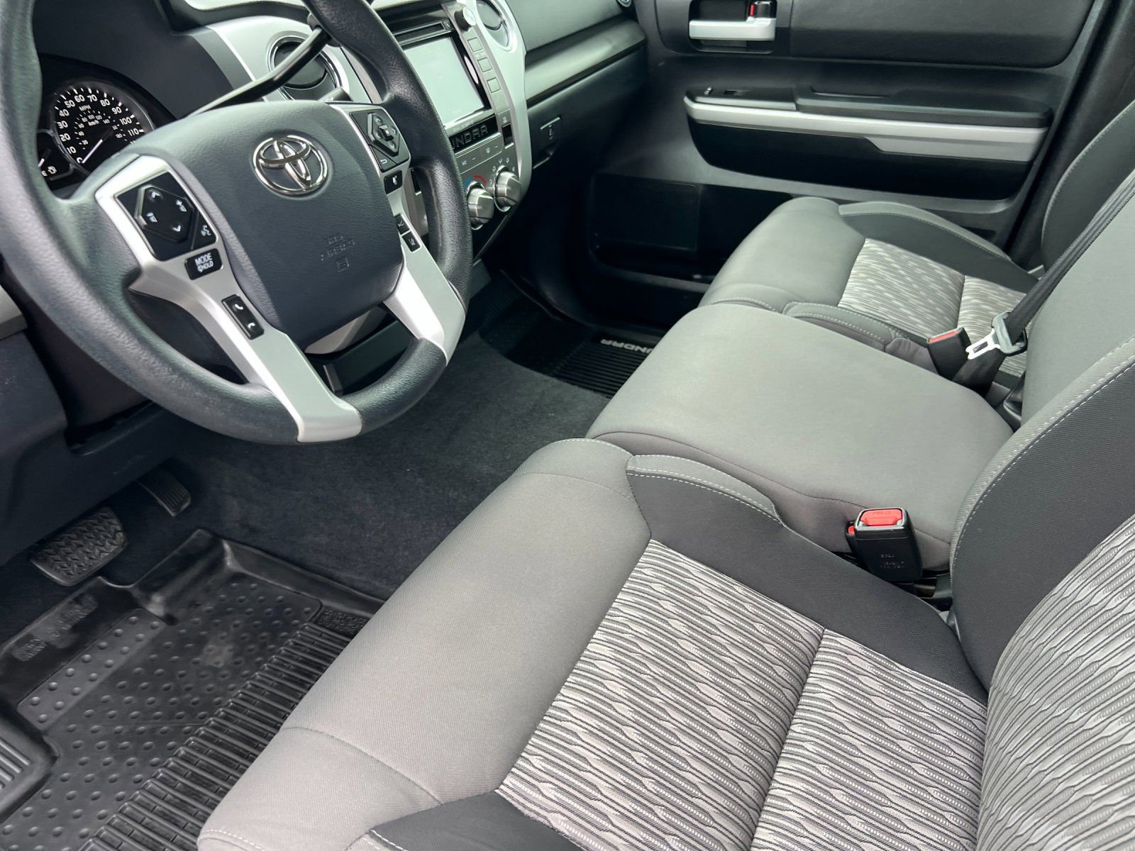 Used 2018 Toyota Tundra SR5 image 10