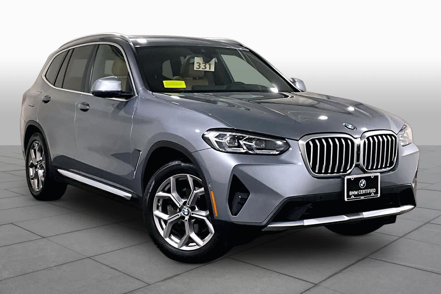 Used 2023 BMW X3 xDrive30i w/ Premium Package AWD/4WD image 2