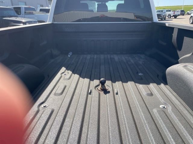 Used 2025 Ford F350 Lariat w/ FX4 Off-Road Package image 11