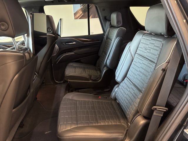 Used 2021 Cadillac Escalade Premium Luxury Platinum AWD/4WD image 11