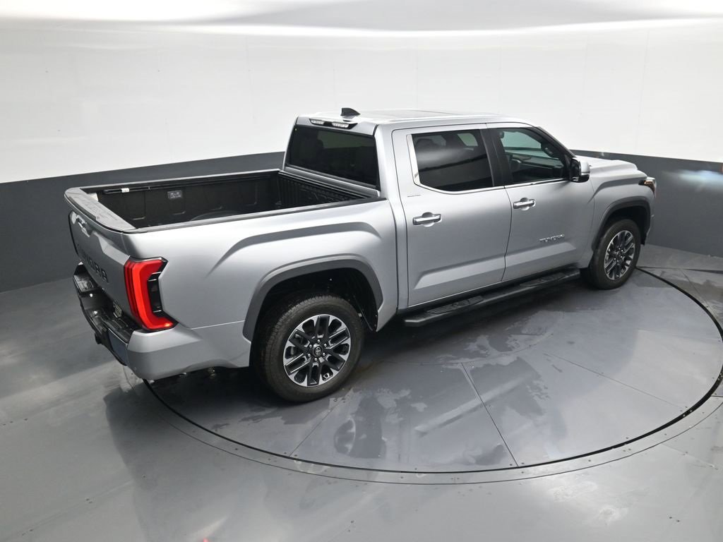 Used 2025 Toyota Tundra Limited image 32