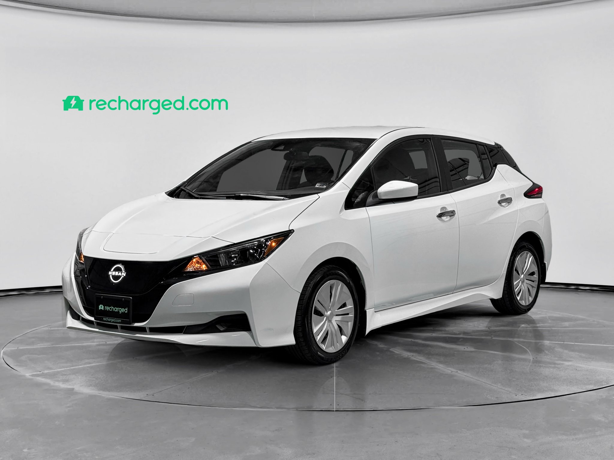 Used 2023 Nissan Leaf S FWD image 1