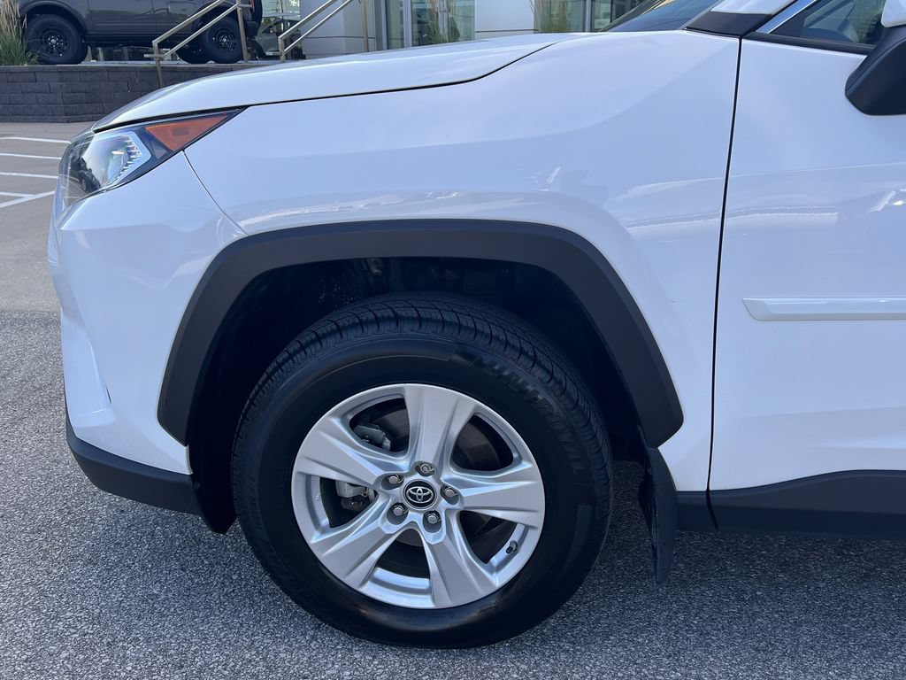 Used 2019 Toyota RAV4 XLE w/ Protection Package FWD image 32