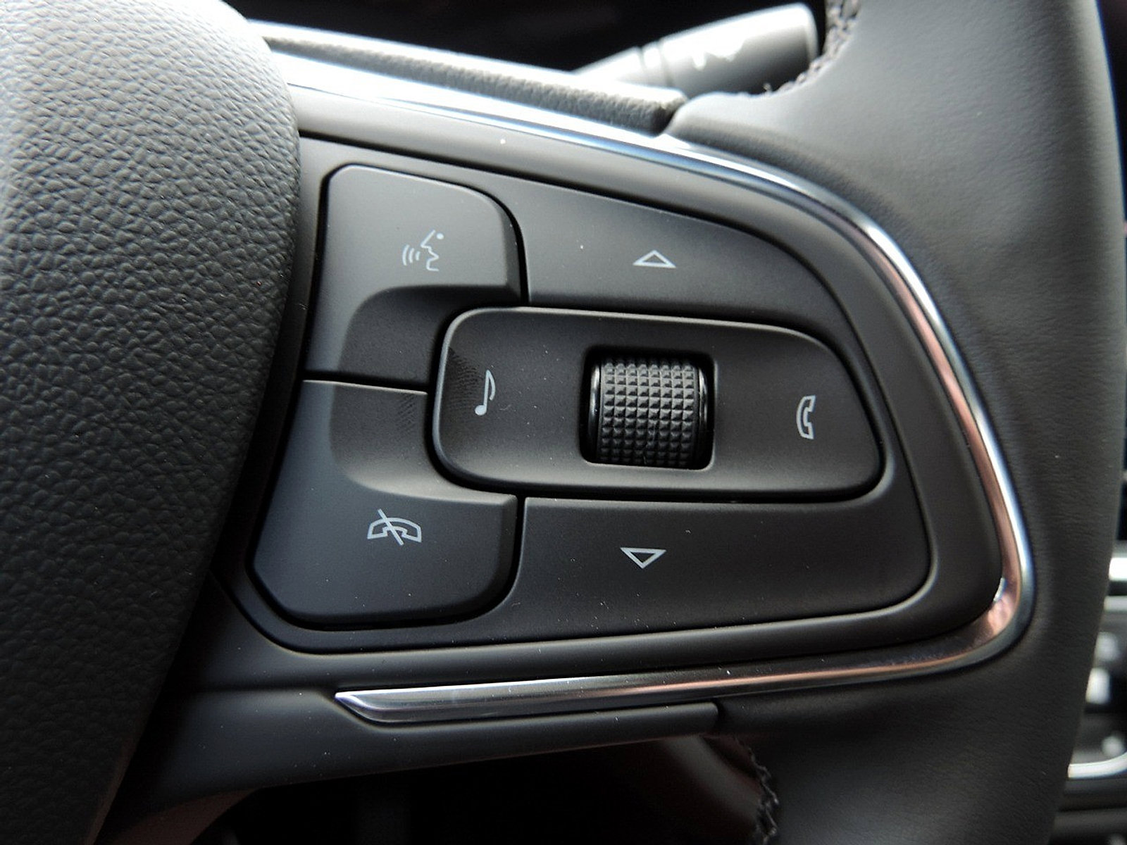 New 2026 Buick Envista Sport Touring w/ Convenience I Package FWD image 23