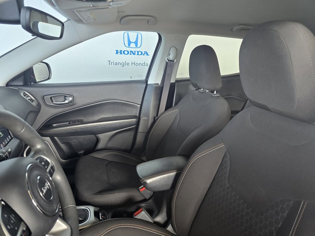 Used 2020 Jeep Compass Sport image 12