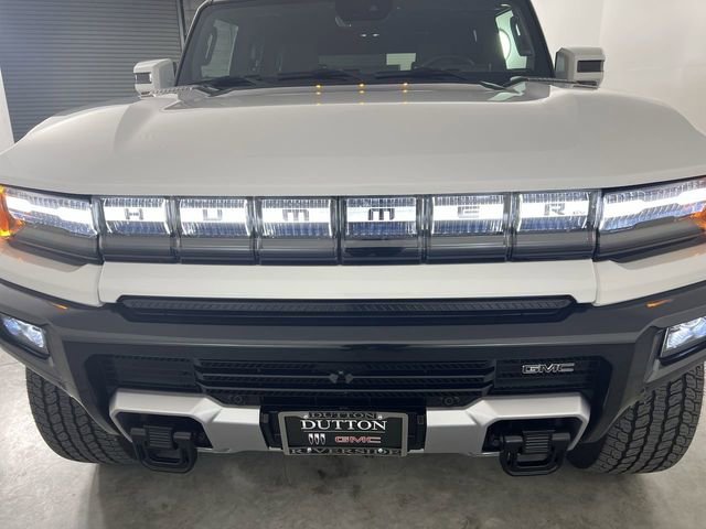 Used 2025 GMC Hummer EV 3X w/ LPO, Dark Essentials Package image 32
