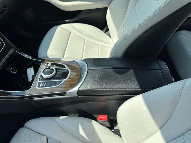 Used 2017 Mercedes-Benz C 300 4MATIC Sedan image 17