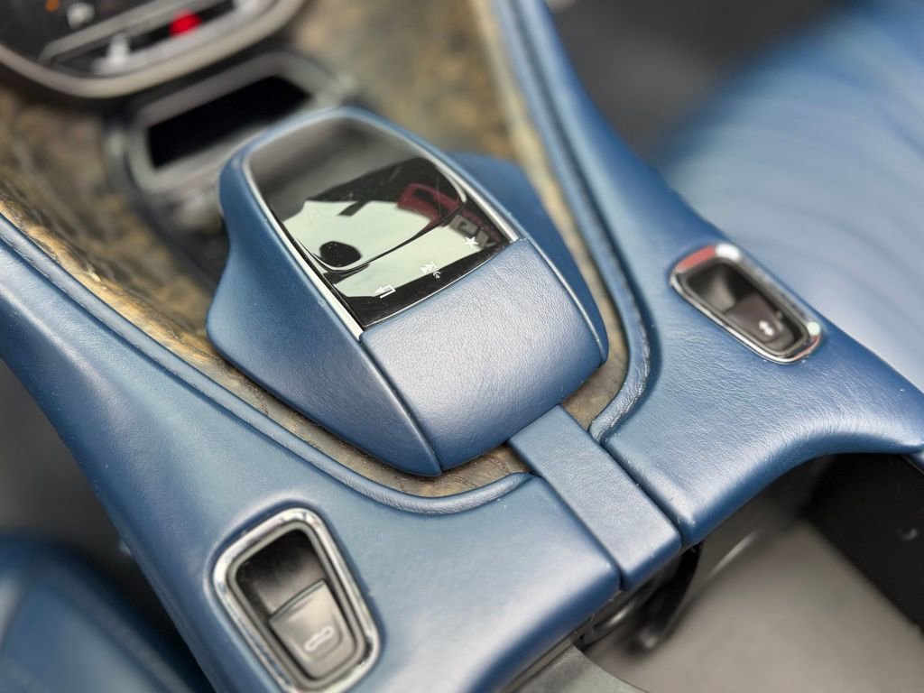 Used 2019 Aston Martin DB11 Volante image 51