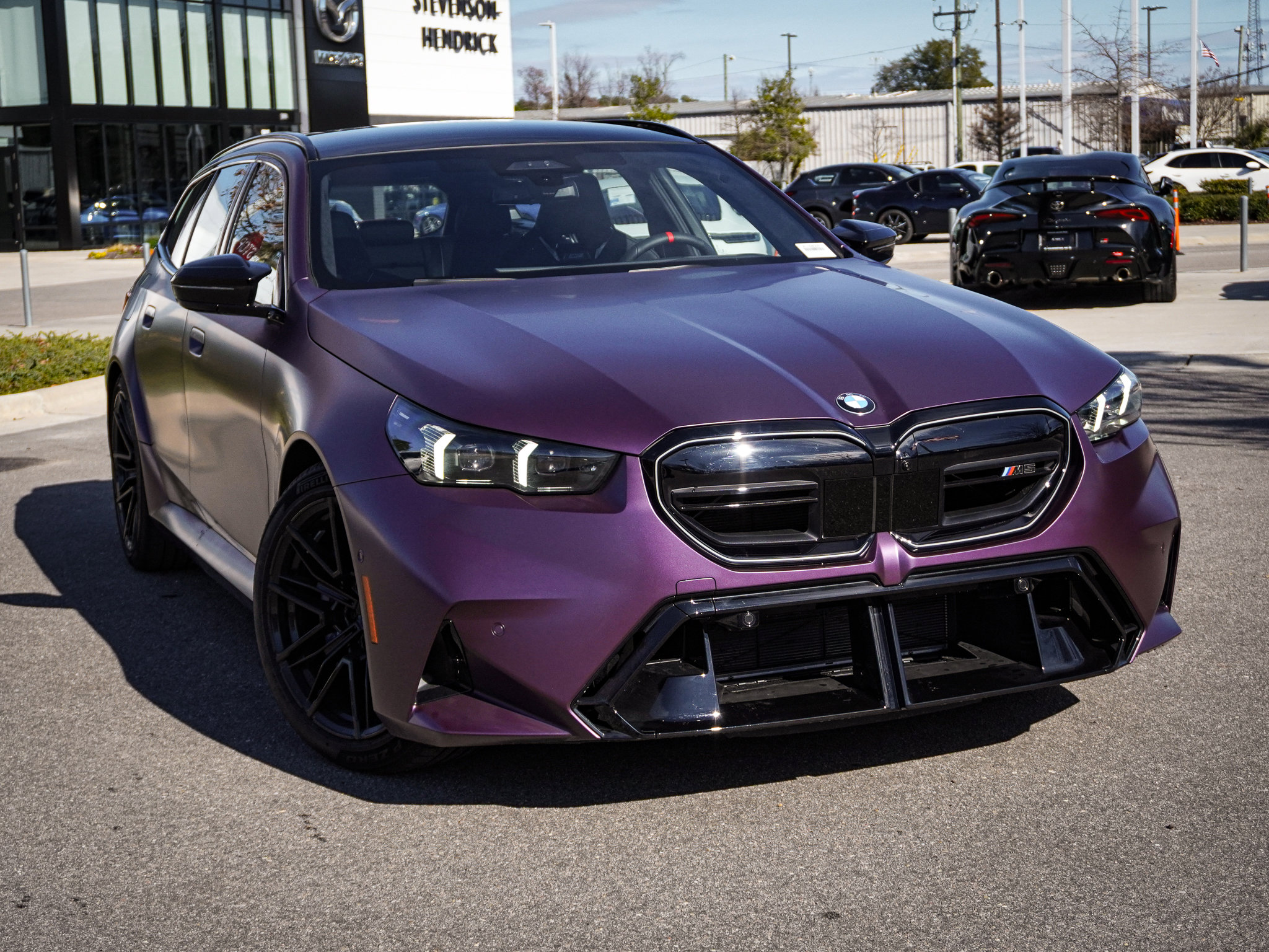 Used 2026 BMW M5 Touring image 2