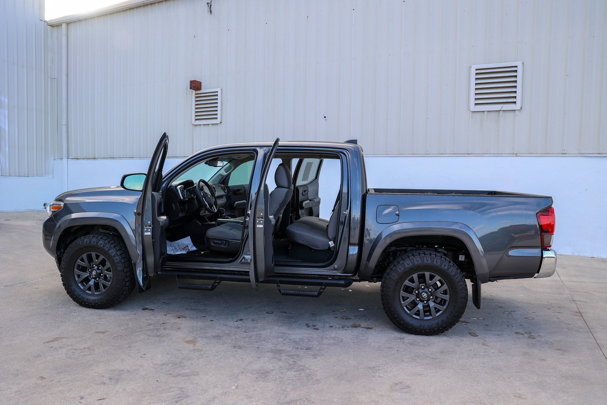 Certified 2023 Toyota Tacoma SR5 image 11