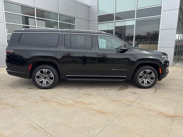 Used 2024 Jeep Wagoneer L Series II w/ Flexible Seating Group image 8