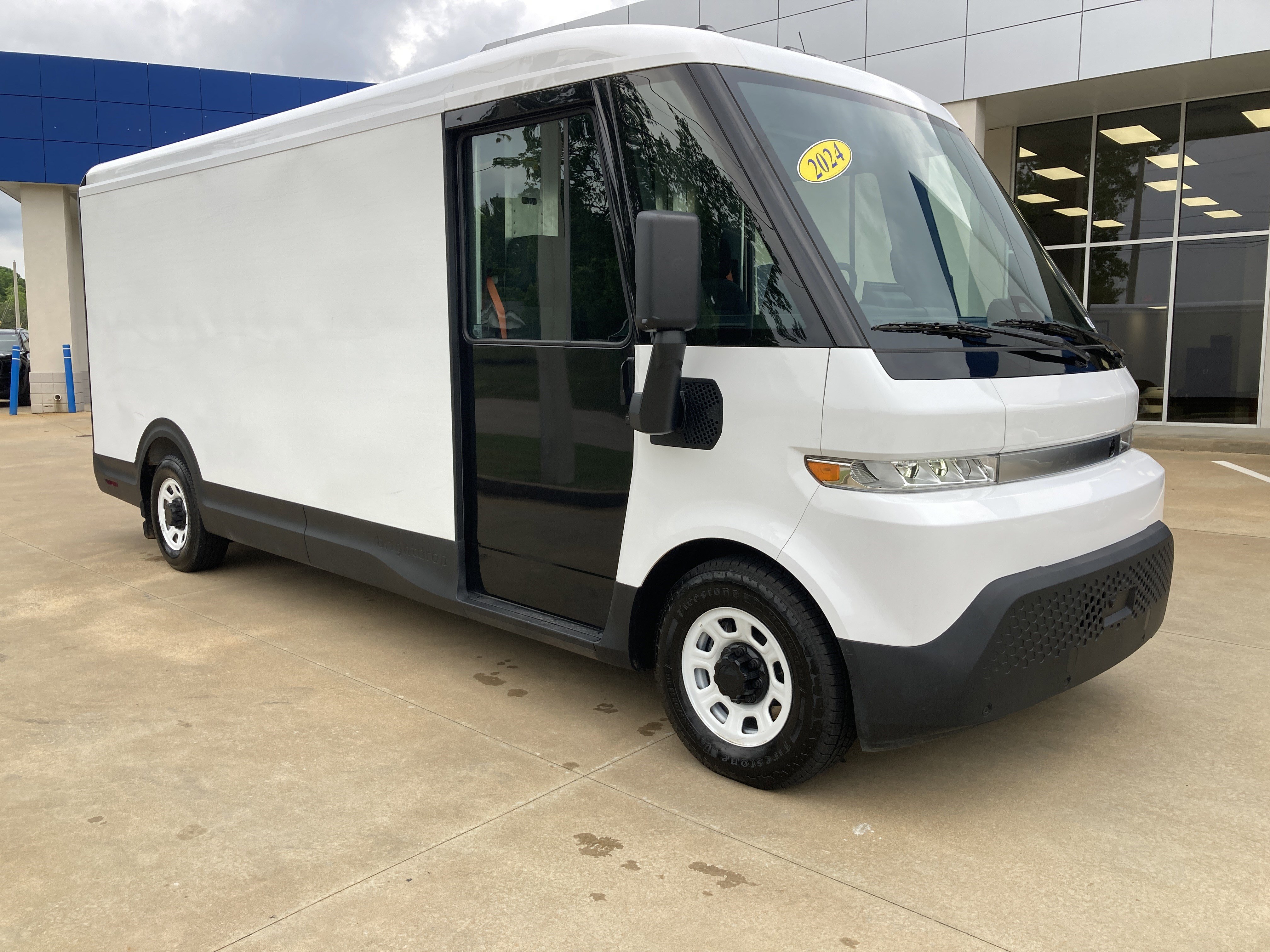 Used 2024 Chevrolet Brightdrop 600 w/ Battery Pack, Max Range AWD/4WD image 3