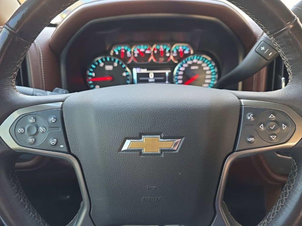 Used 2016 Chevrolet Silverado 2500 High Country w/ Duramax Plus Package image 18