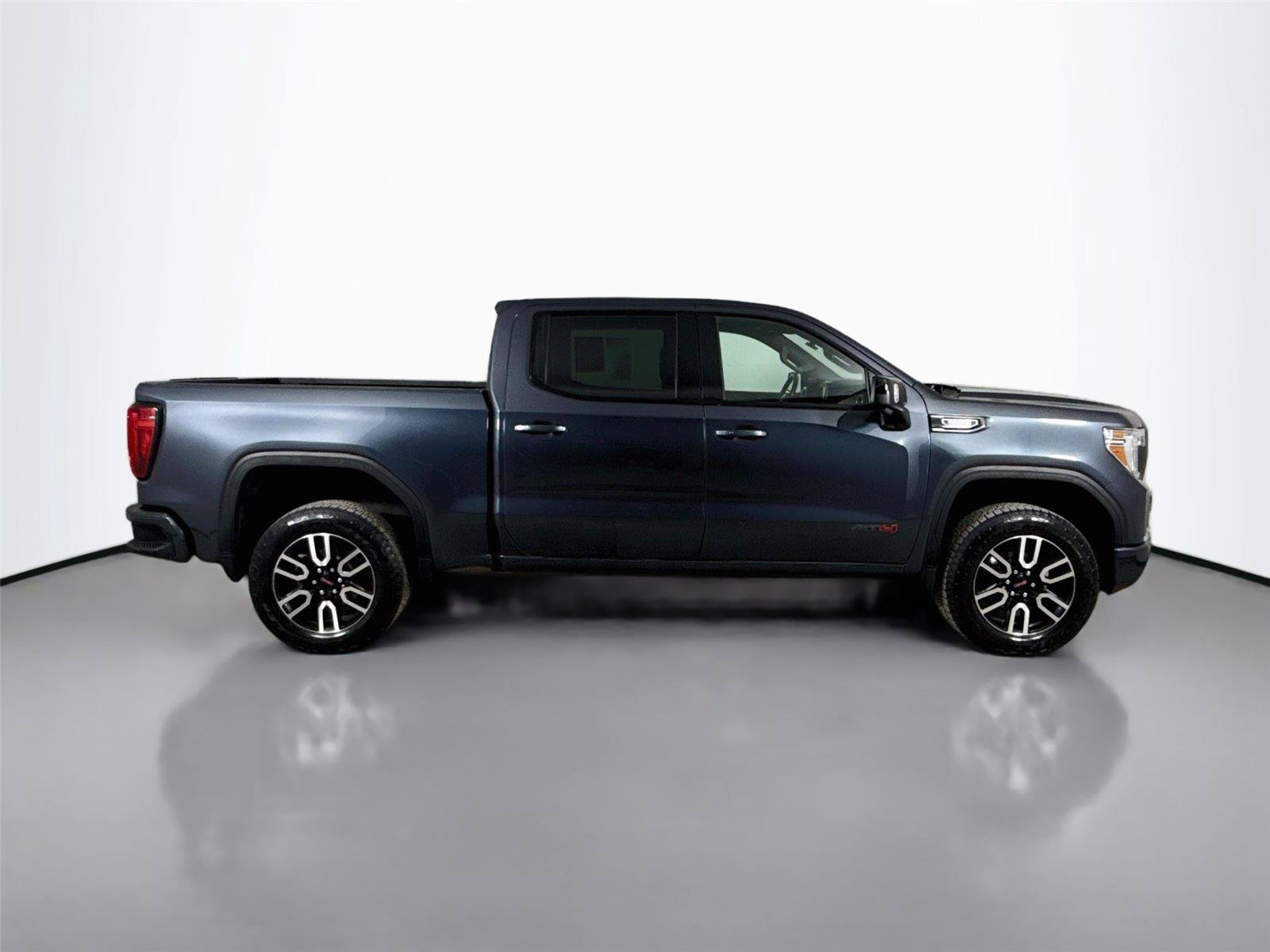 Used 2021 GMC Sierra 1500 AT4 w/ AT4 Preferred Package AWD/4WD image 10