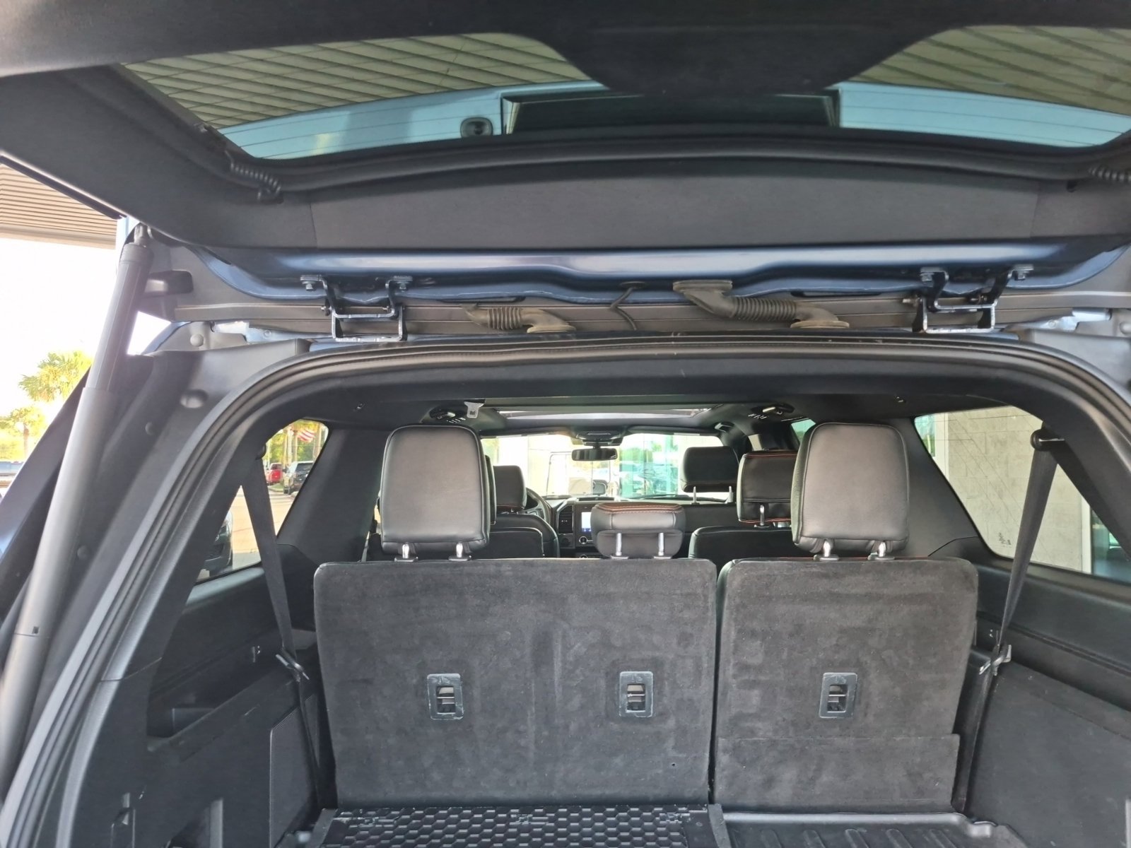 Used 2020 Ford Expedition Max King Ranch w/ Cargo Package RWD image 11