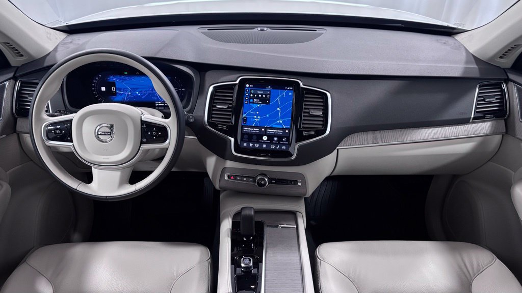 Certified 2025 Volvo XC90 T8 Plus w/ Protection Package Premier AWD/4WD image 2