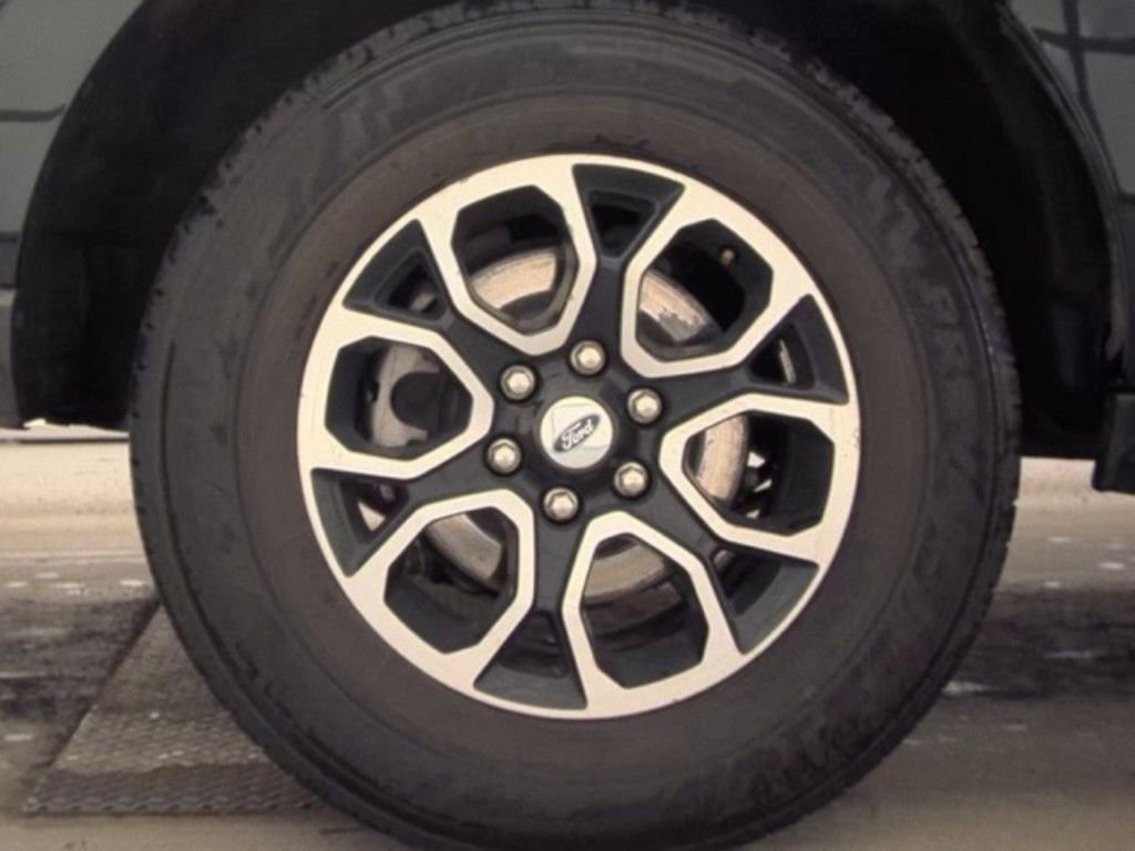 Used 2024 Ford Expedition Max XLT image 20