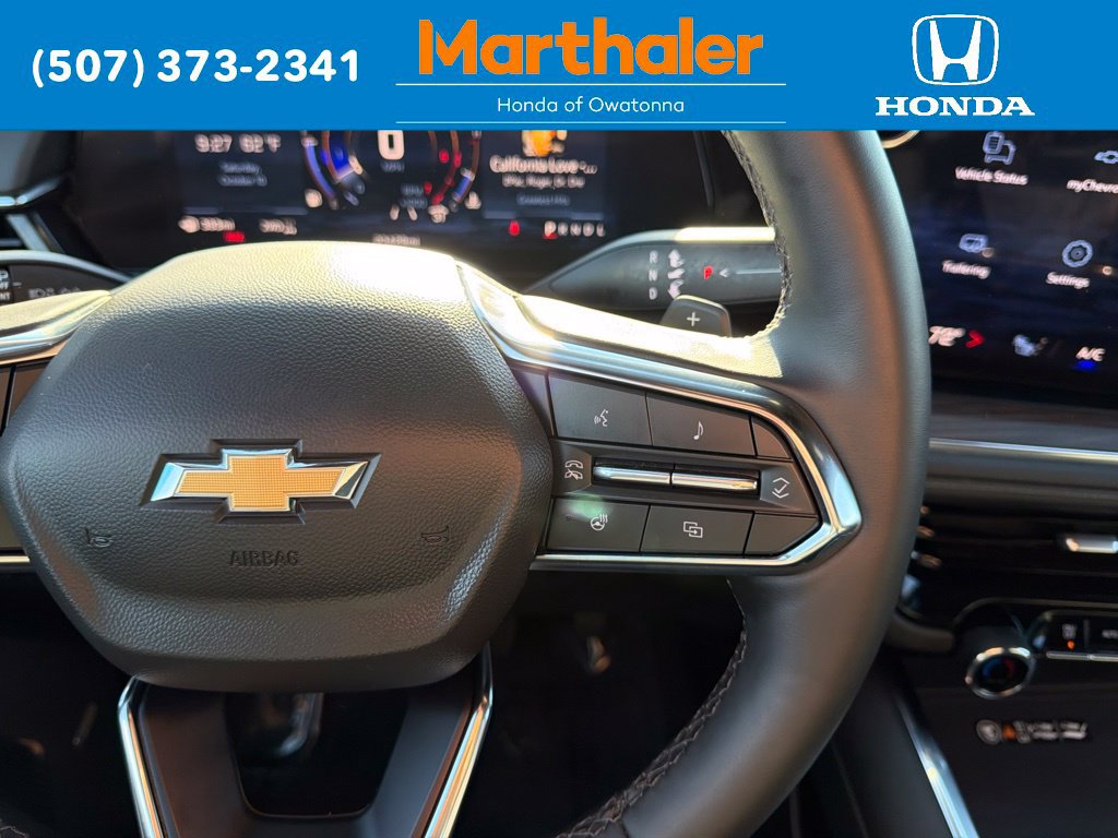 Used 2026 Chevrolet Suburban LT w/ Comfort Package AWD/4WD image 26
