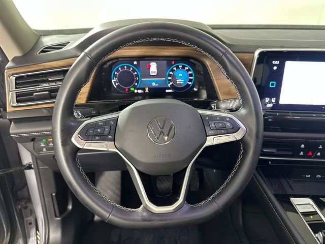 Used 2025 Volkswagen Atlas SE image 14