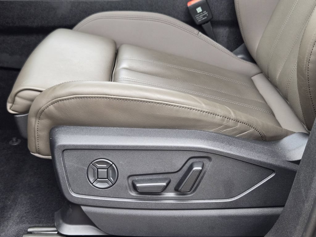 Certified 2025 Audi Q5 Premium Plus AWD/4WD image 31