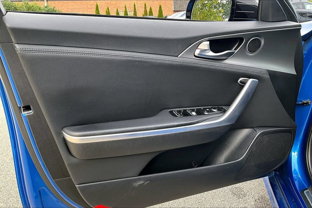 Used 2018 Kia Stinger GT AWD/4WD image 14