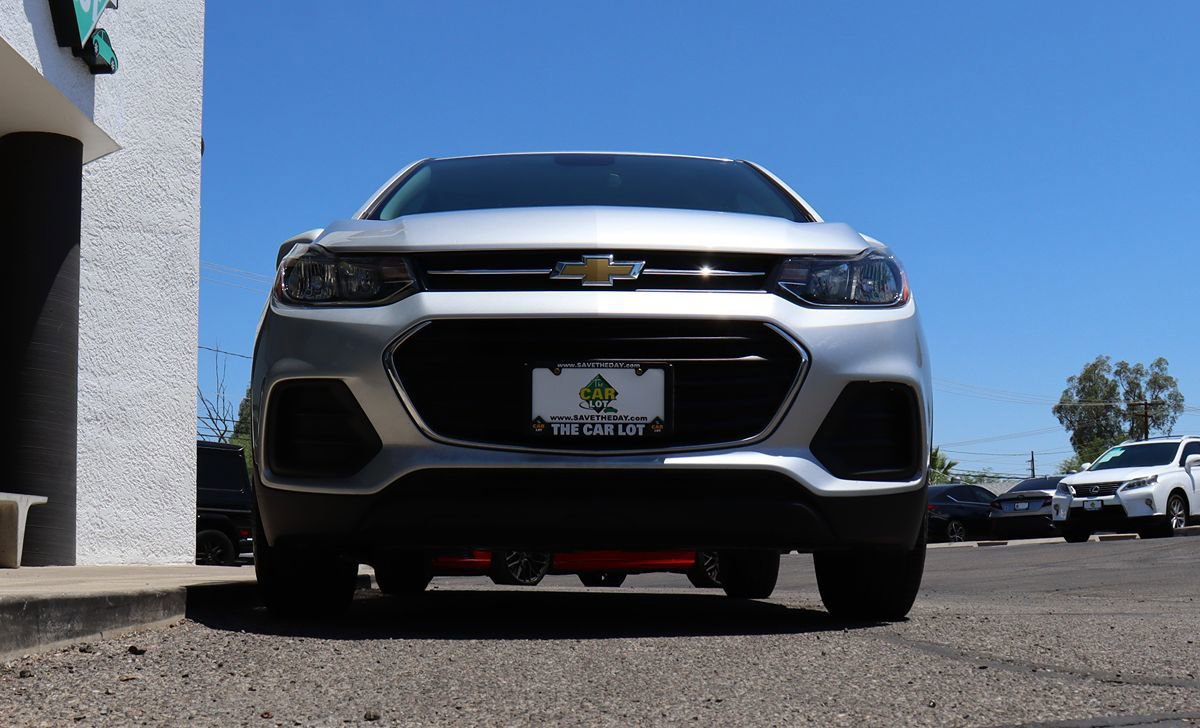Used 2020 Chevrolet Trax LS w/ Tint and Cruise Package FWD image 17
