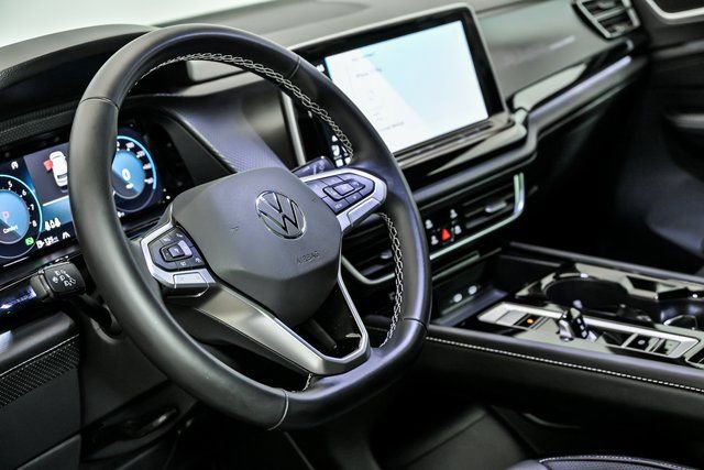 Certified 2024 Volkswagen Atlas Cross Sport SEL image 15
