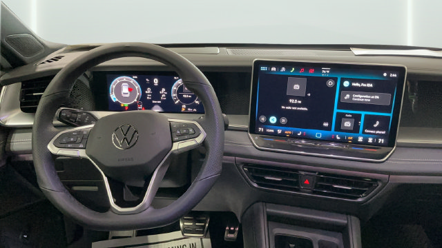 New 2026 Volkswagen Tiguan SE R-Line AWD/4WD image 26