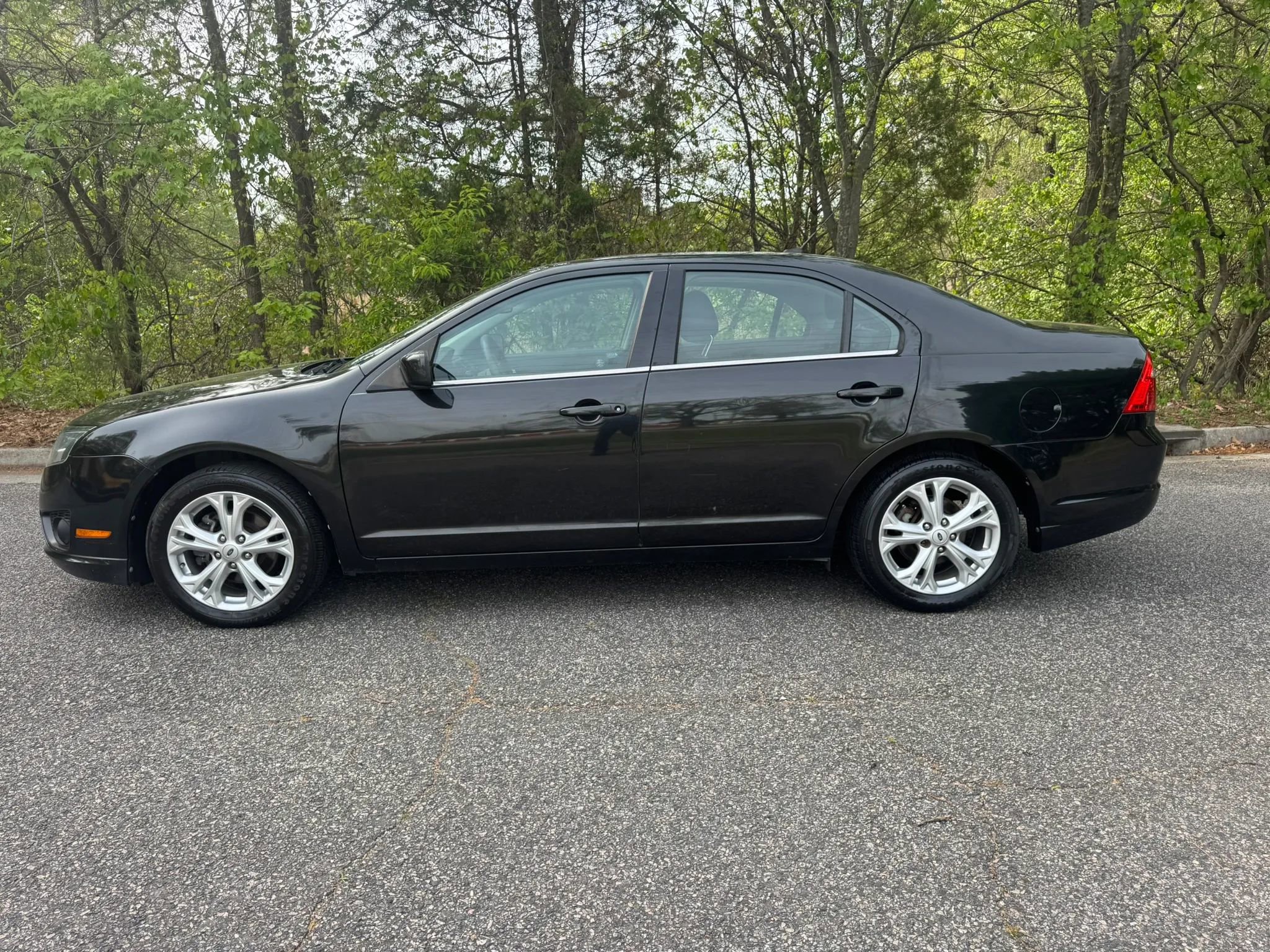 Used 2012 Ford Fusion SE image 6