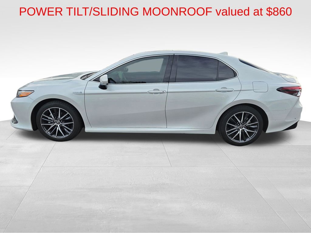 Used 2021 Toyota Camry XLE w/ Navigation Upgrade Package FWD image 7