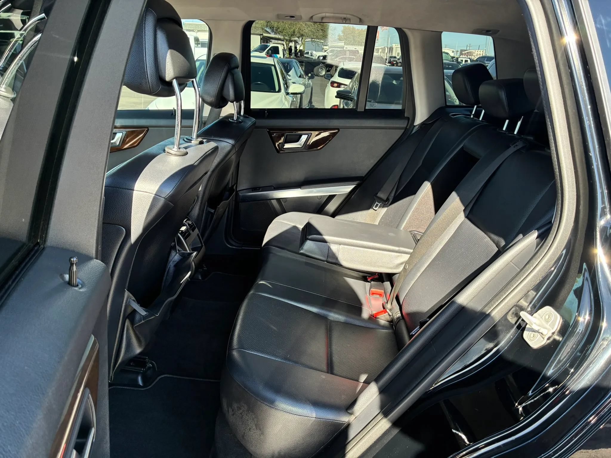 Used 2014 Mercedes-Benz GLK 350 2WD image 19