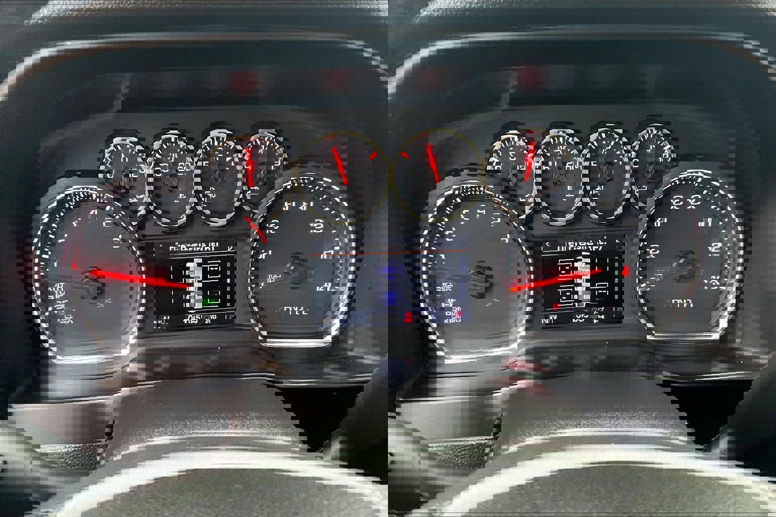 Used 2019 Chevrolet Silverado 1500 LT w/ All-Star Edition image 25