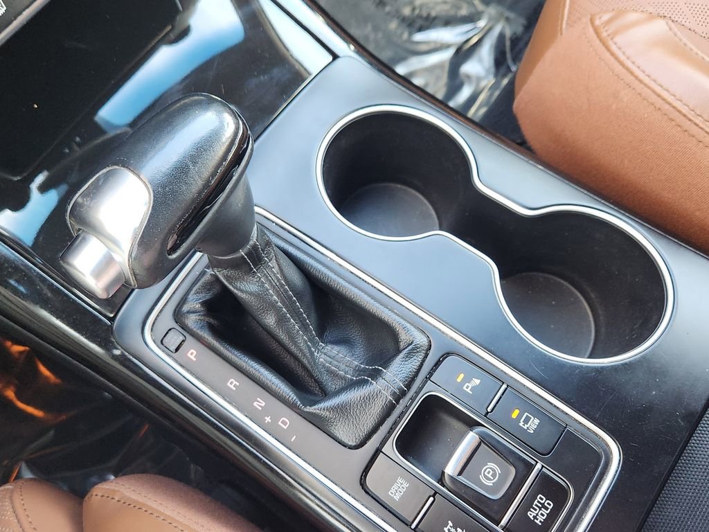 Used 2019 Kia Sorento SX image 11