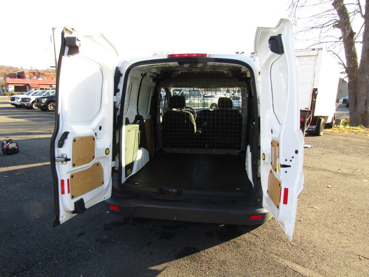 Used 2016 Ford Transit Connect XL image 19