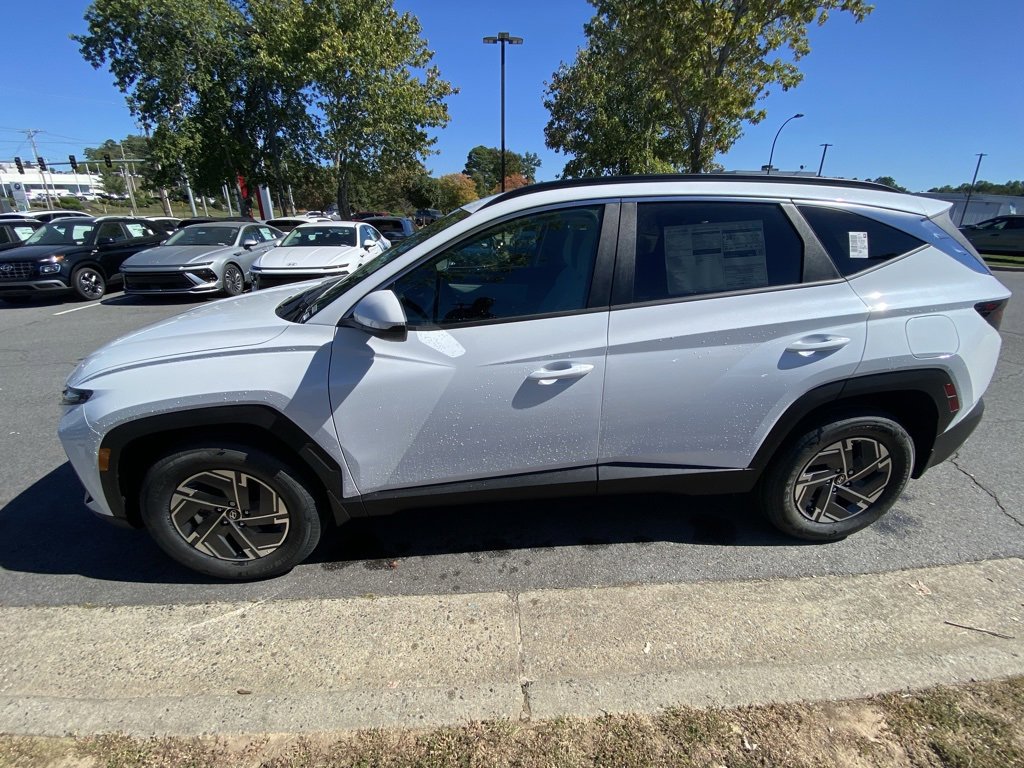 New 2025 Hyundai Tucson Blue image 4
