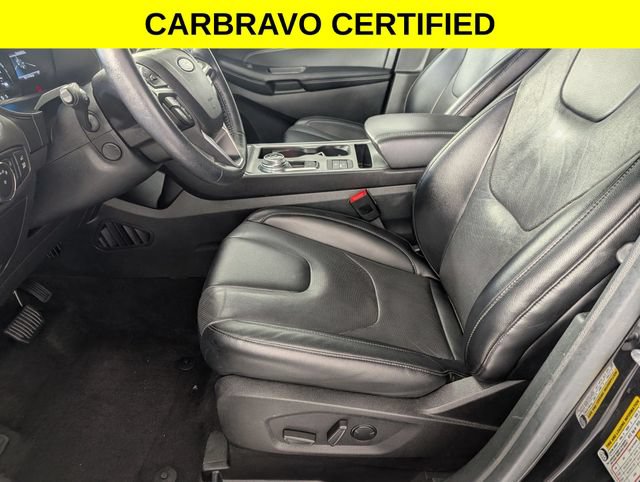 Used 2022 Ford Edge Titanium w/ Equipment Group 301A AWD/4WD image 13