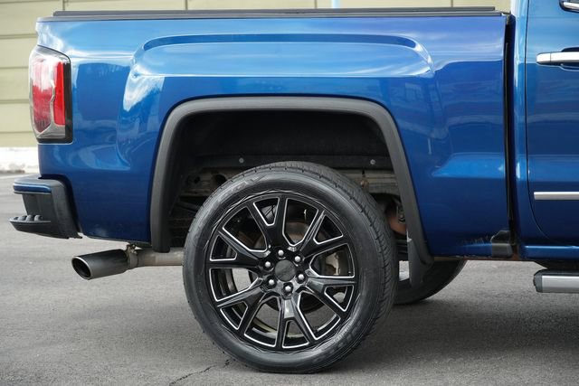 Used 2017 GMC Sierra 1500 Denali w/ Denali Ultimate Package AWD/4WD image 14