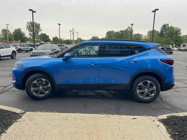 Used 2024 Chevrolet Blazer LT w/ Convenience Package FWD image 4