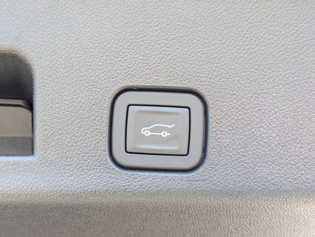 New 2026 Chevrolet Traverse RS w/ LPO, Floor Liner Package image 15